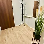 Grey House Хостел *