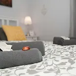 Grey House * فروتسواف