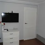 Grey House بيت شباب فروتسواف