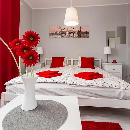 Grey House Hostel *