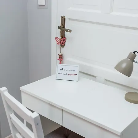 Grey House אכסניה ורוצלב